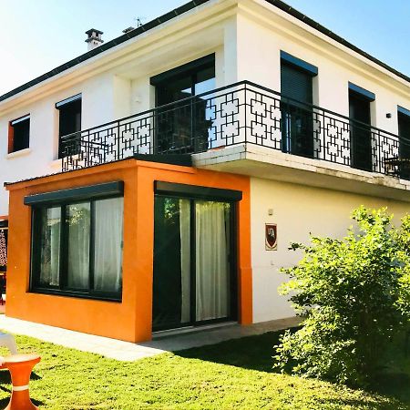 La Maison Pop Appartement Meuble Independant Avec Jardin Роман-сюр-Изер Экстерьер фото