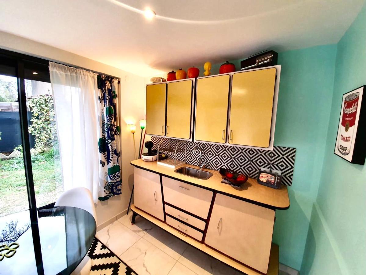 La Maison Pop Appartement Meuble Independant Avec Jardin Роман-сюр-Изер Экстерьер фото