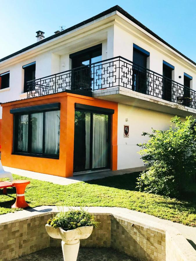 La Maison Pop Appartement Meuble Independant Avec Jardin Роман-сюр-Изер Экстерьер фото